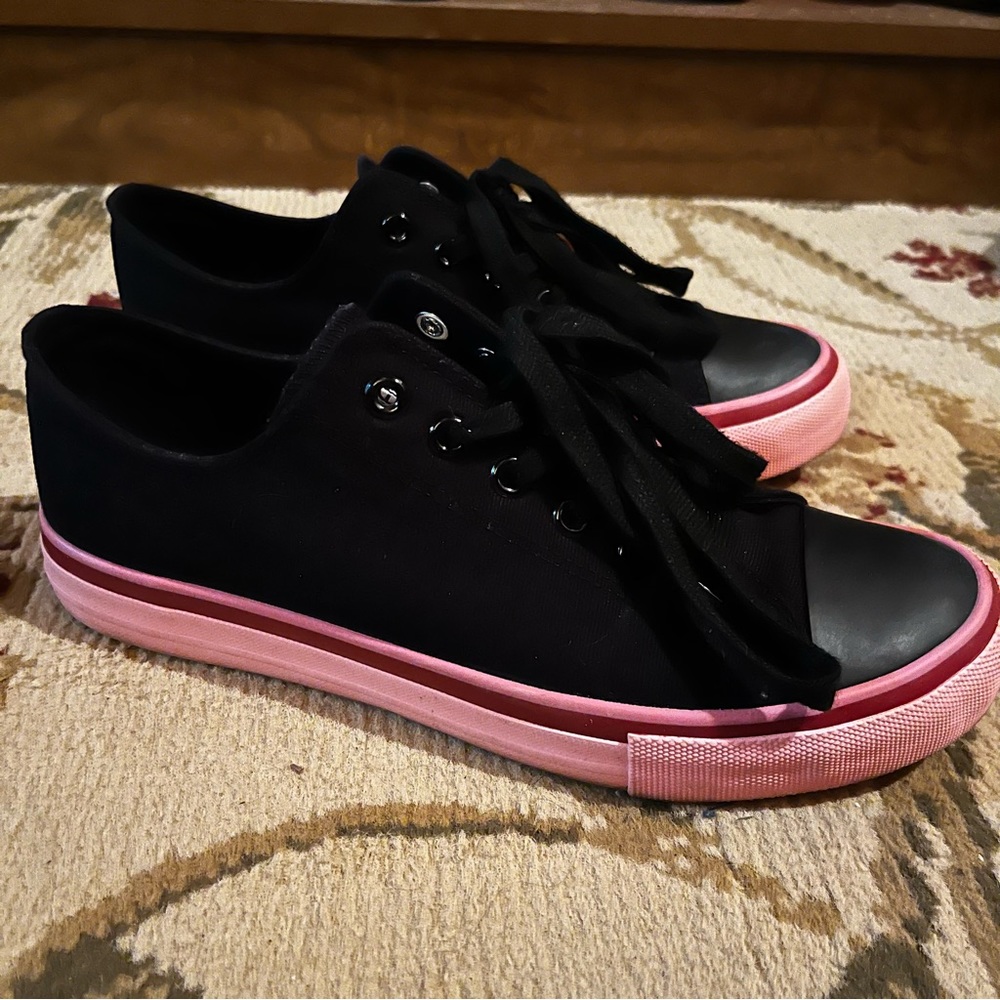 Jenn Ardor Sneakers